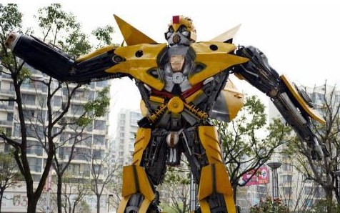 “大黄蜂”现身苏州 身姿挺拔威猛十足”