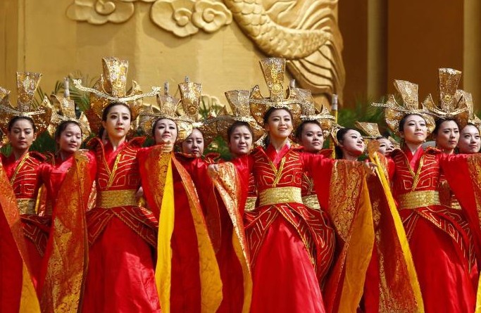 甲午年黄帝故里拜祖大典举行”