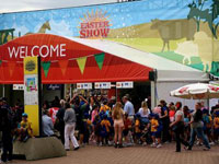 Ϥ��ʼҸ����ũչ����������ӻԾ�μӡ�