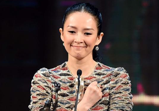 章子怡再获香港电影金像奖最佳女主角”