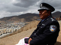 玉树“无腿警察”才旦多杰”