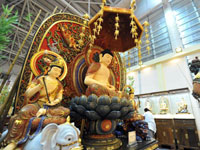 台湾佛事精品亮相福州”