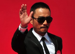 型男张涵予空降沈阳”