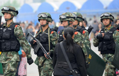 �ɶ���վ�侯��ǹѲ�ߡ�