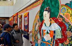 藏族刺绣、堆绣唐卡传承人精品展拉萨开展”