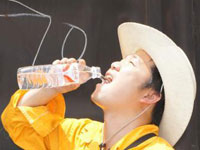 ������·���˸�������ҵ��