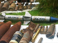 英国老人家中惊现“军火库“ 有包括导弹在内40件非法武器”