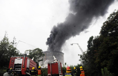 �㻦�ڽ�һ��ʯ�ͷ����͹�ȼ�� �ں�6000�����ۡ�