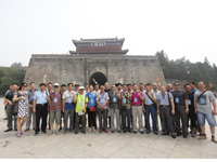 ��ģ�ι���������ͷ��ɽ���ء�