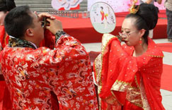 ����������Ϧ����Խ���Ƴ����м������