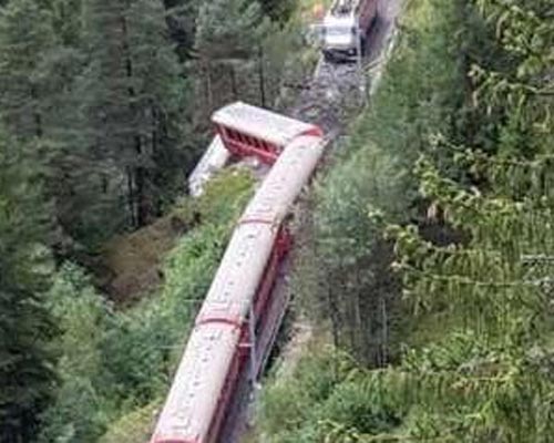 ��ʿ������ɽ���ѹ������ڳ������ɽ�� ������ء�