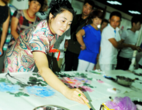 �����Сƽ����110���꽫�����������黭��չ���ོ���С�