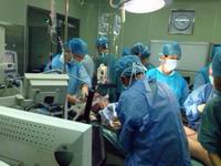 �Ϻ��ɹ�����һ��ˮ˨������ ��Ѫ53����