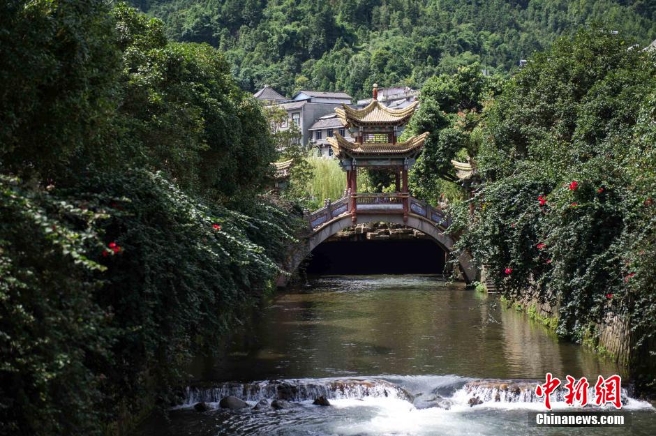 探访世界“瑶都”金秀”