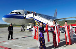 四川阿坝州红原机场通航纪实(高清组图)”