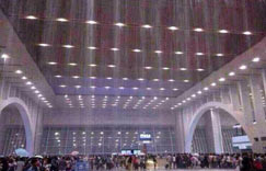 ʯ��ׯ��վ�Ⱪ���ˮ���� ���ѵ�٩����ܡ���Ͱ��ս����