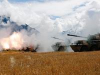 军中尖刀:驻藏山地旅演习在核生化背景下作战(组图)”