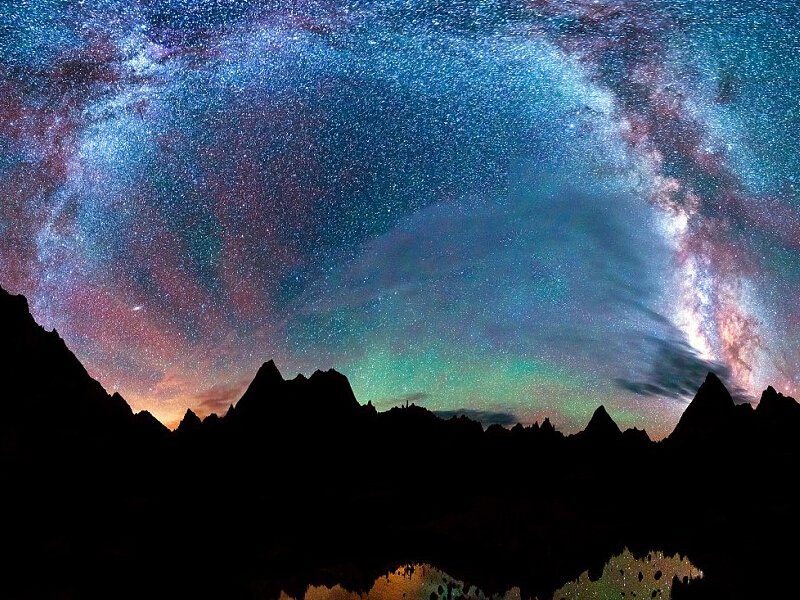 ��Ӱʦ��ͷչʾ��ҹ�� ������ۼ�����ɾ�(��ͼ)��