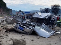 �Ĵ���Ϫ����ɽ��̮�� һƤ�����ұ⡱