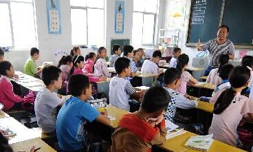 �����������������¼�ѧУ���Ρ�