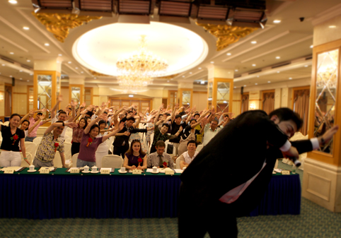 �Ļ�������ҵ�һ����ῪĻ��