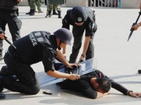 ��³ľ�����������侯��չ��վ���ִ�ͻ������