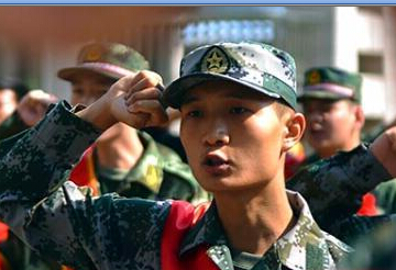 乌鲁木齐欢送新兵入伍”