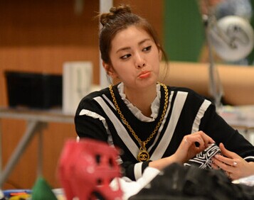 《来自星星的你》金秀贤正牌女友曝光 被封“亚洲第一美””