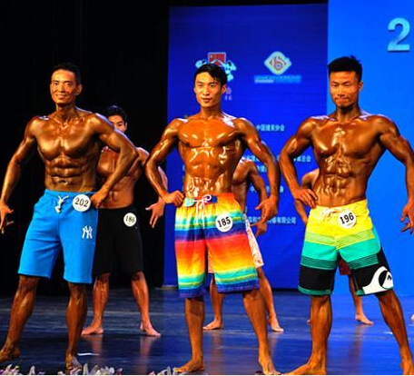 全国健身锦标赛 健身小姐秀身材”