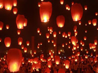 �����ϻ���ѧѧ�ӷźӵ�ӭ���