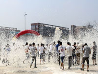 ��̨ǧ�ˡ���ͷ��ս��ӭ���