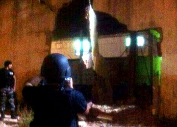 ����4������������ײǽԽ�� 36��������������(��ͼ)��