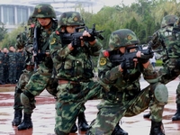 ɽ�����նྯ�����Ͼ��з��ִ�ͻ������