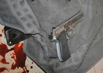 �ϷǾ�������������սʿ����ʧǹɱŮ���ֳ���Ƭ(������ͼ)��