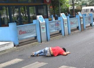 �ɶ�һ��ɱ����������������ʱ��¥��