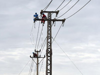 �������Ǹۣ���ˮ���ޱ����硱