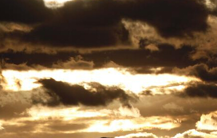 “凤凰”将至 福建上空现神奇“台风云””