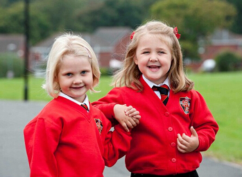 Ӣ��ĸŮ��ͬ����Ժ���� ��������˫��̥(������ͼ)��