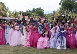 �������44����֢��Ů�μӳ����� ��ħ����ҲҪ��������(������ͼ)��