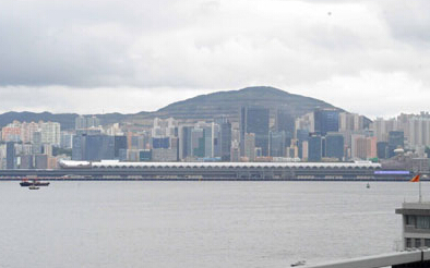 ����������ͷ�ڶ�����λ���� ��¥ָδ���Ը������⡱