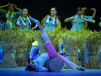 ��硶����ഺ�������½�����������ų���60���ꡱ