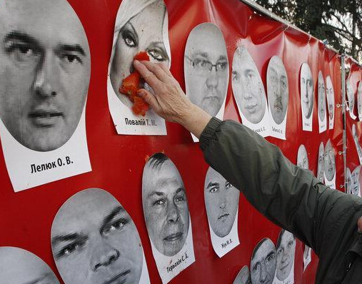 �ڻ������Ա��Ͷ�������� �شٽ�������������