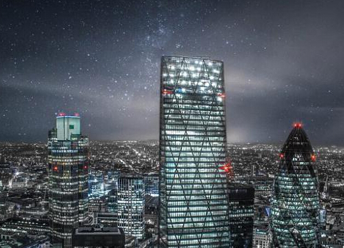 17�������ʰ�����Ħ���¥ ������ʵ�桰֩��������