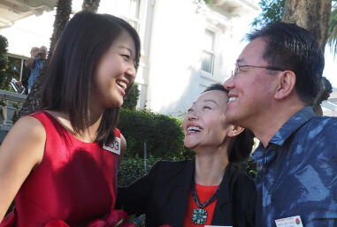 ����2015õ�幫����¯ 17�껪��Ů����ϼ��ѡ��