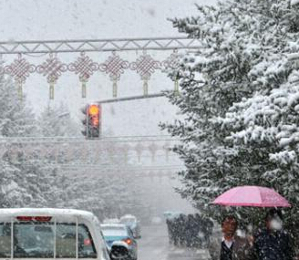 ��������ӭ�����׳���ѩ��