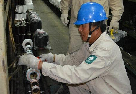 �������񻤺�С΢��ҵ��չ��