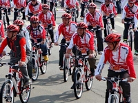 2014�껷����ְҵ��·���г����ںӱ�������ǹ��