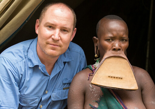 ����������20��Ů��ӵ����������̡�