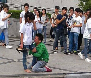 �Ϻ����ӽ���Ů�������¹��� �̵�������顱