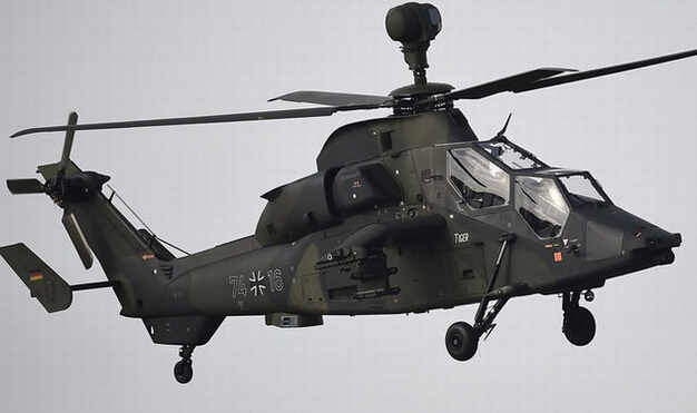 �¾���ʽ����ֱ�����������򡱲μӾ��ݡ�